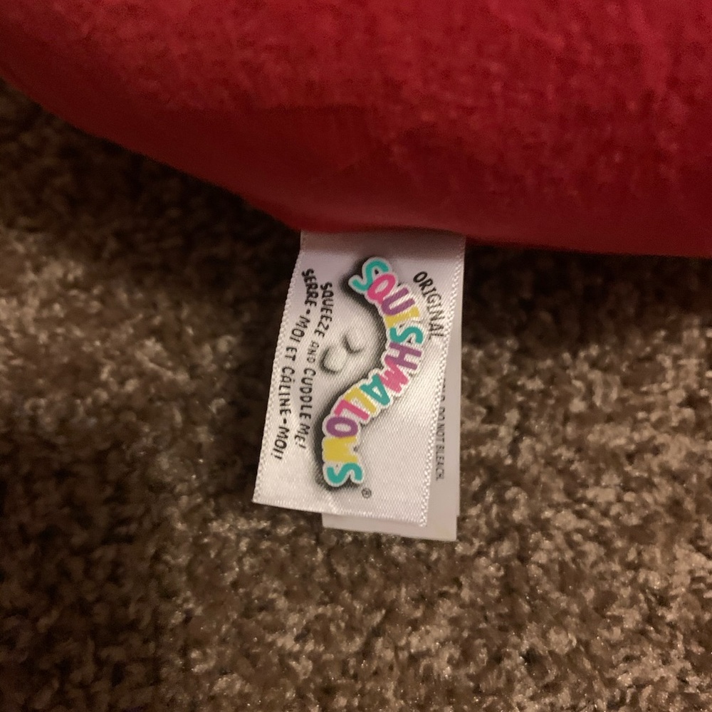 Santa squishmallow - Picture 6 of 7